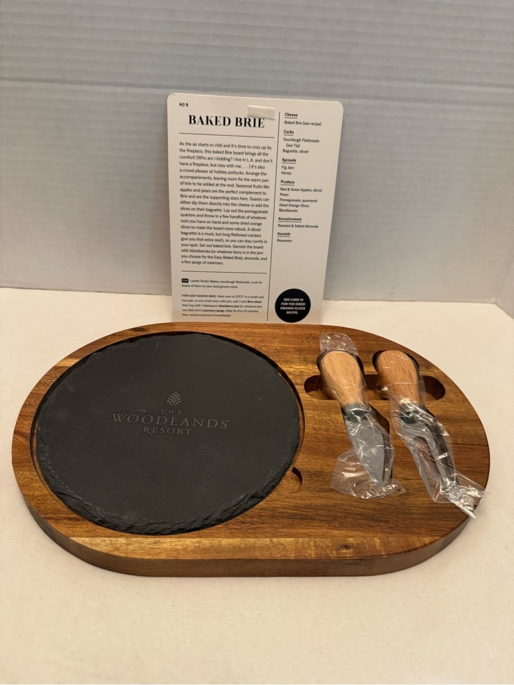 The Woodlands Resort Acacia Wood Slate Charcuterie Cheese Board Set Knives NIB